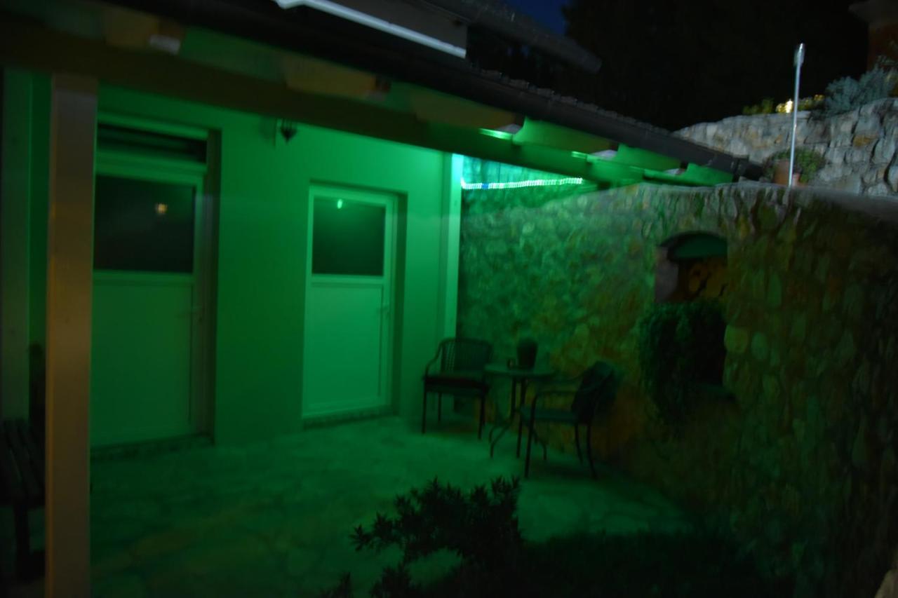 Rooms Bobic Licko Petrovo Selo Екстериор снимка